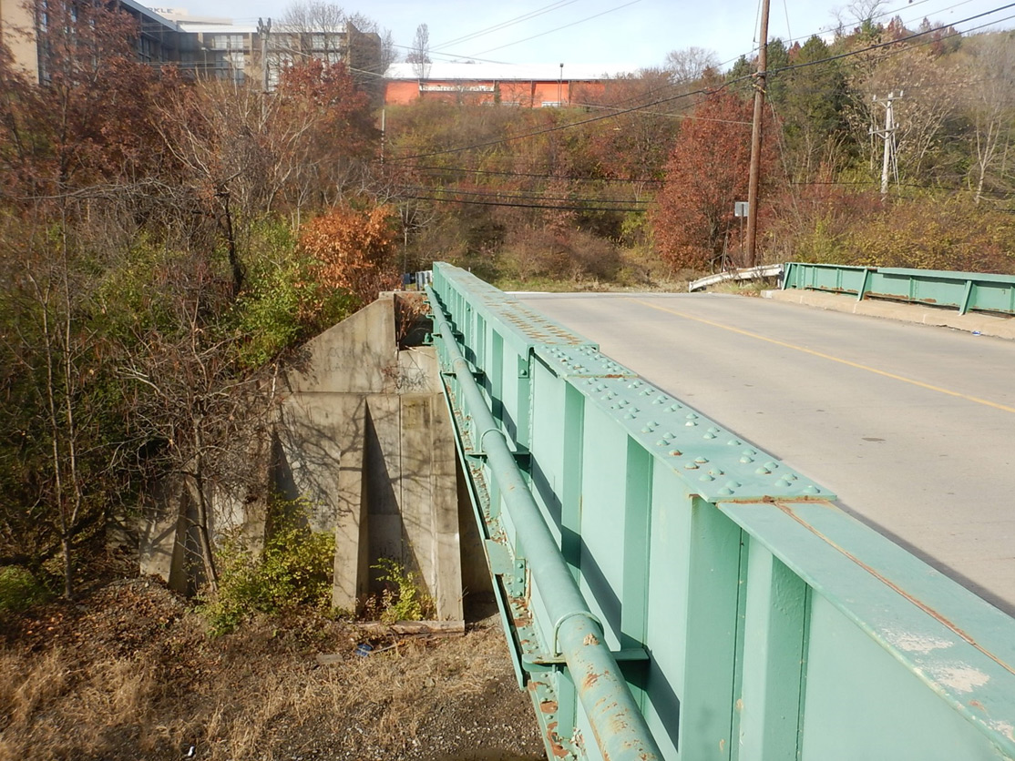 TrumbullRoadBridge-photo.jpg